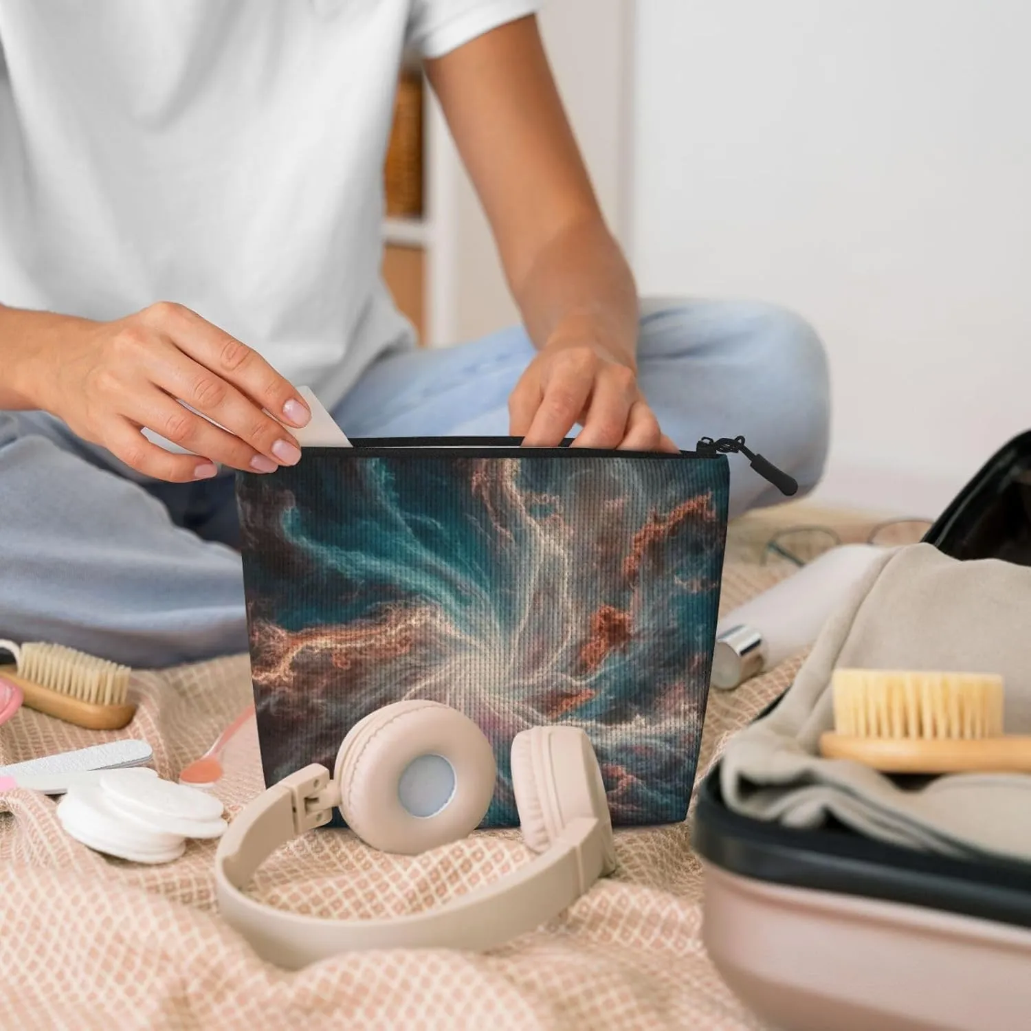 Colorful Space Series Makeup Bag Birthday Gift Mother'S Day Gifts Are The Internal Capacity Is Large Light And Cute Suitable For Daily Life Travel Etc