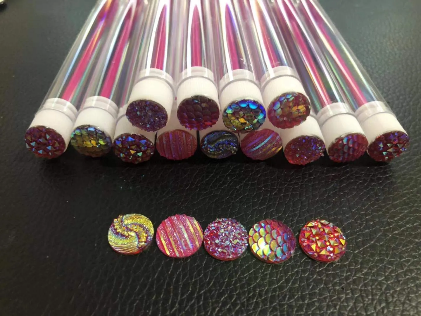 Disposable Mascara Brushes Diamond Eyelash Spoolies Makeup Brush Mascara Wand in Sanitary Tube Lash Supplies. ¡­ (50 Pcs, Pink Mix)