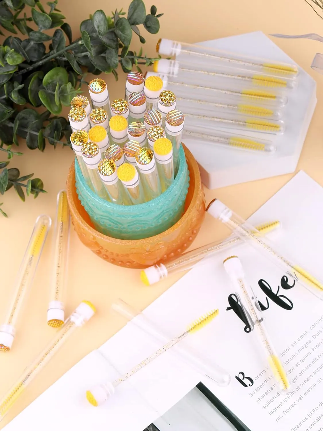 EBANKU 40-Piece Yellow Disposable Mascara Brush Set