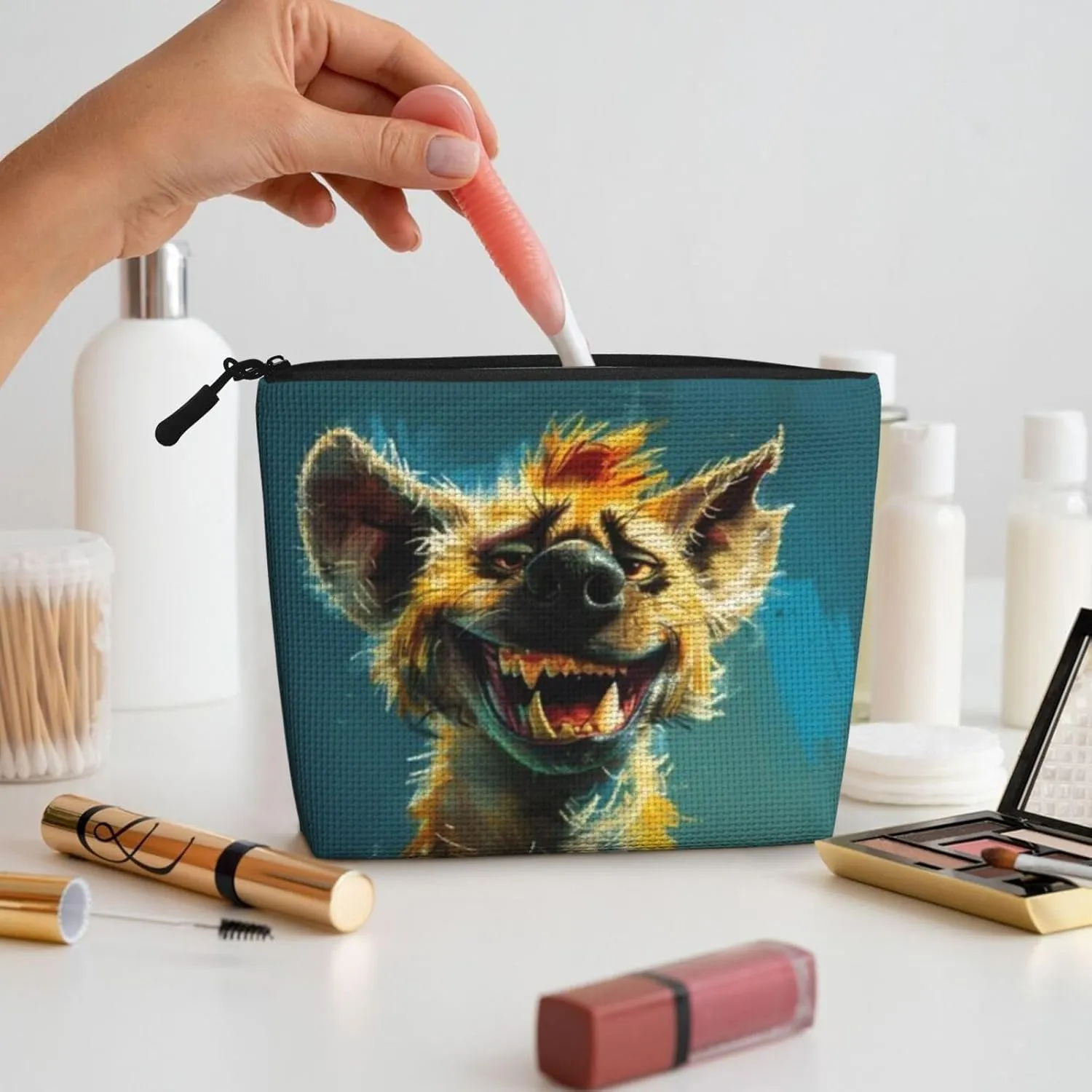 Smiling Hyena Series Makeup Bag Birthday Gift Mother'S Day Gifts Are The Internal Capacity Is Large Light And Cute Suitable For Daily Life Travel Etc